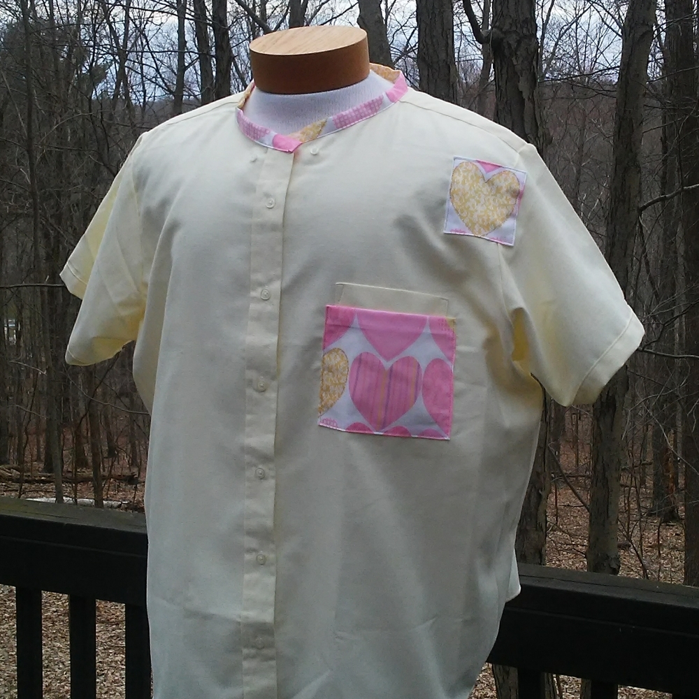 Pretty Pink Hearts on Yellow